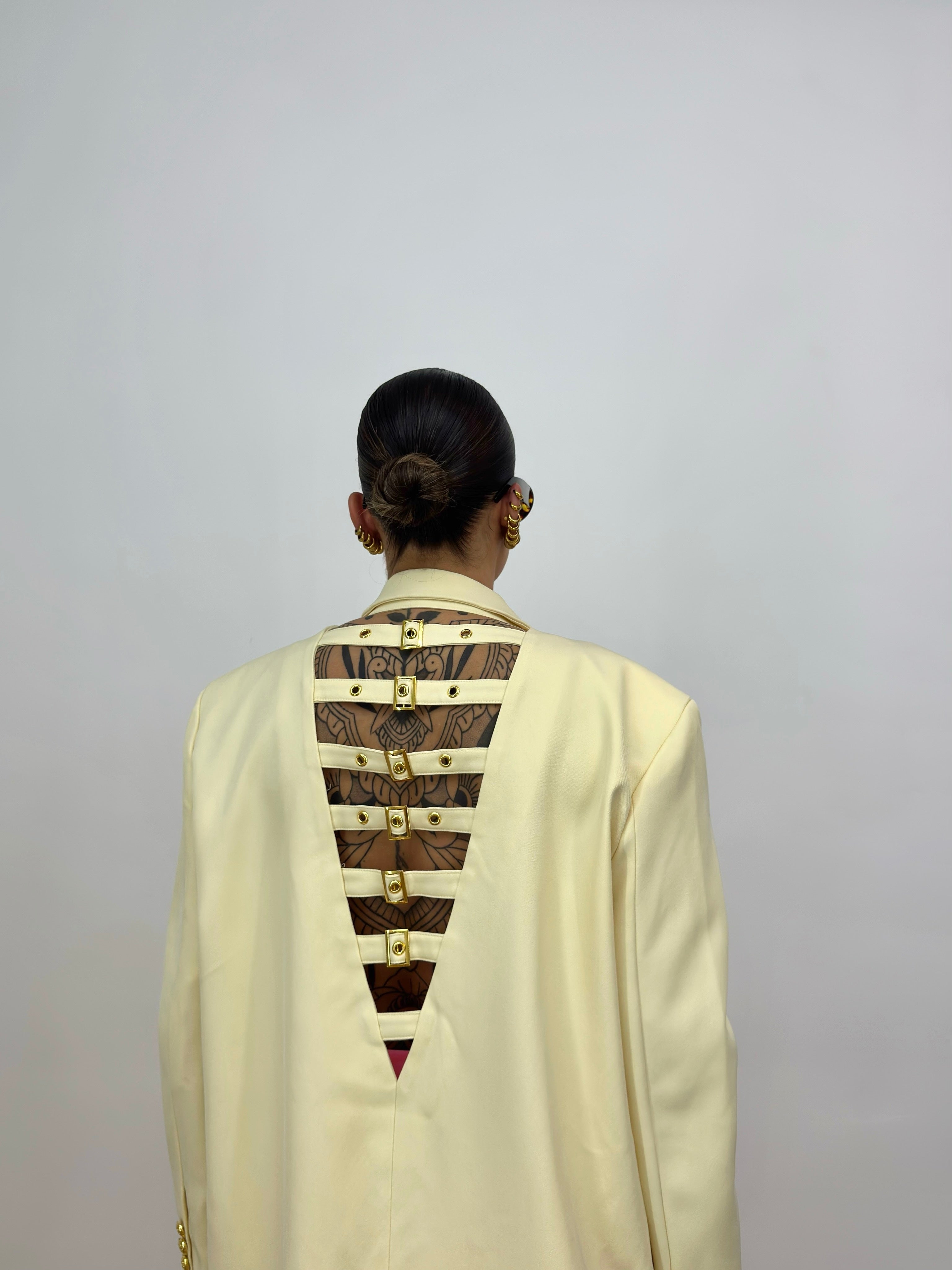 BLAZER OVER PREMIUM BUCKLE YELL