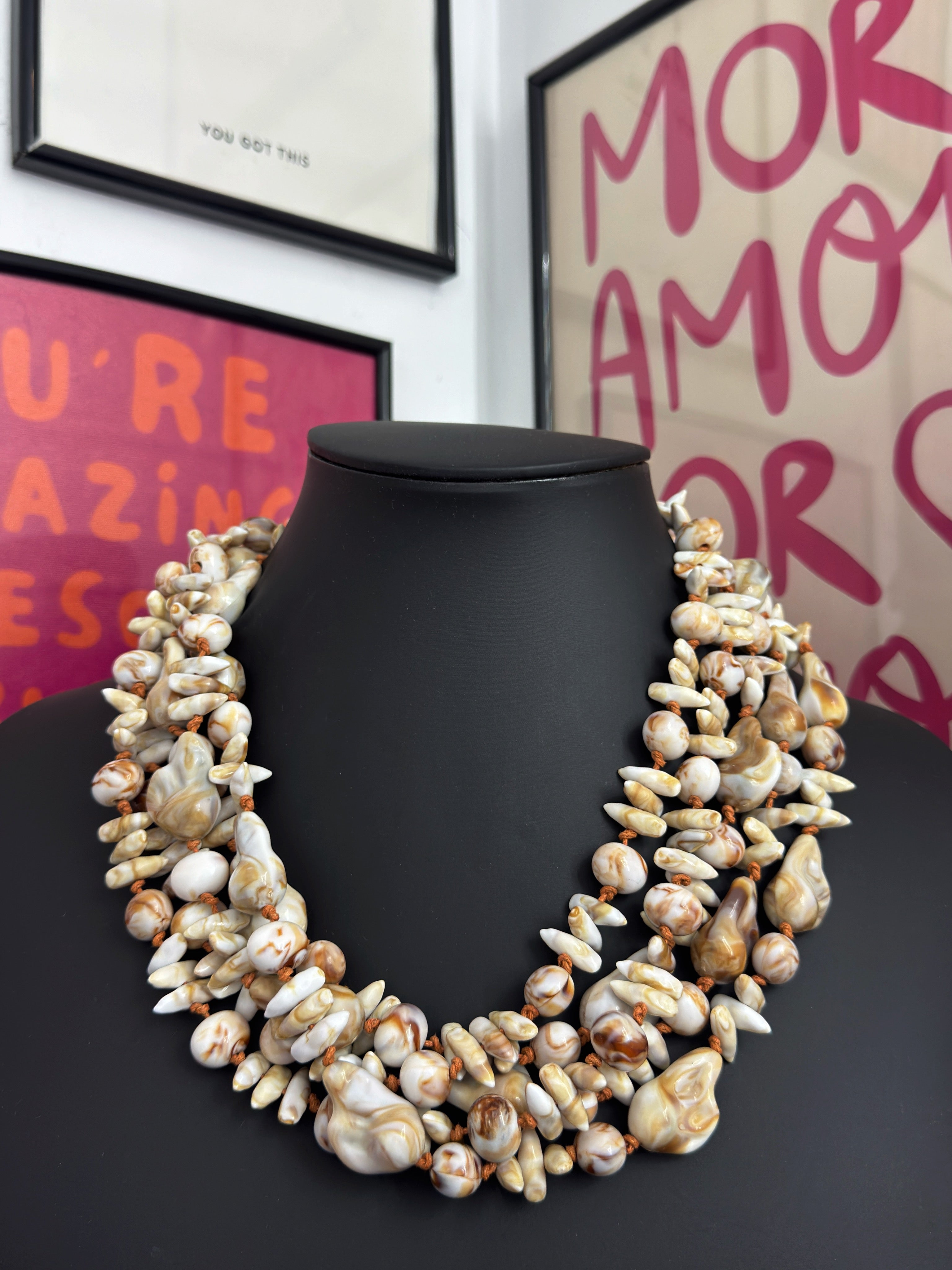 COLLAR ROCK NUDD