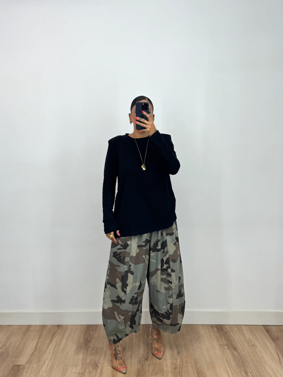 PANTALÓN BARREL CAMO
