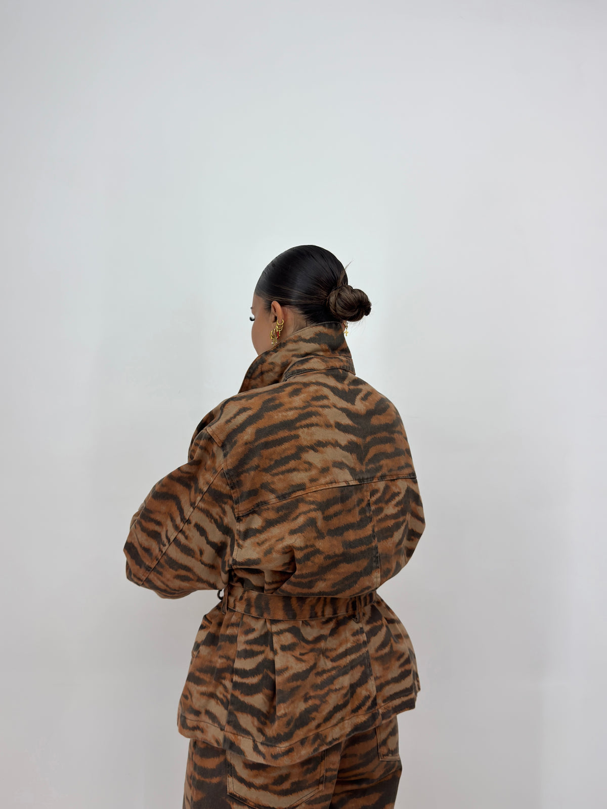 CHAQUETA SAFARI LUMINA