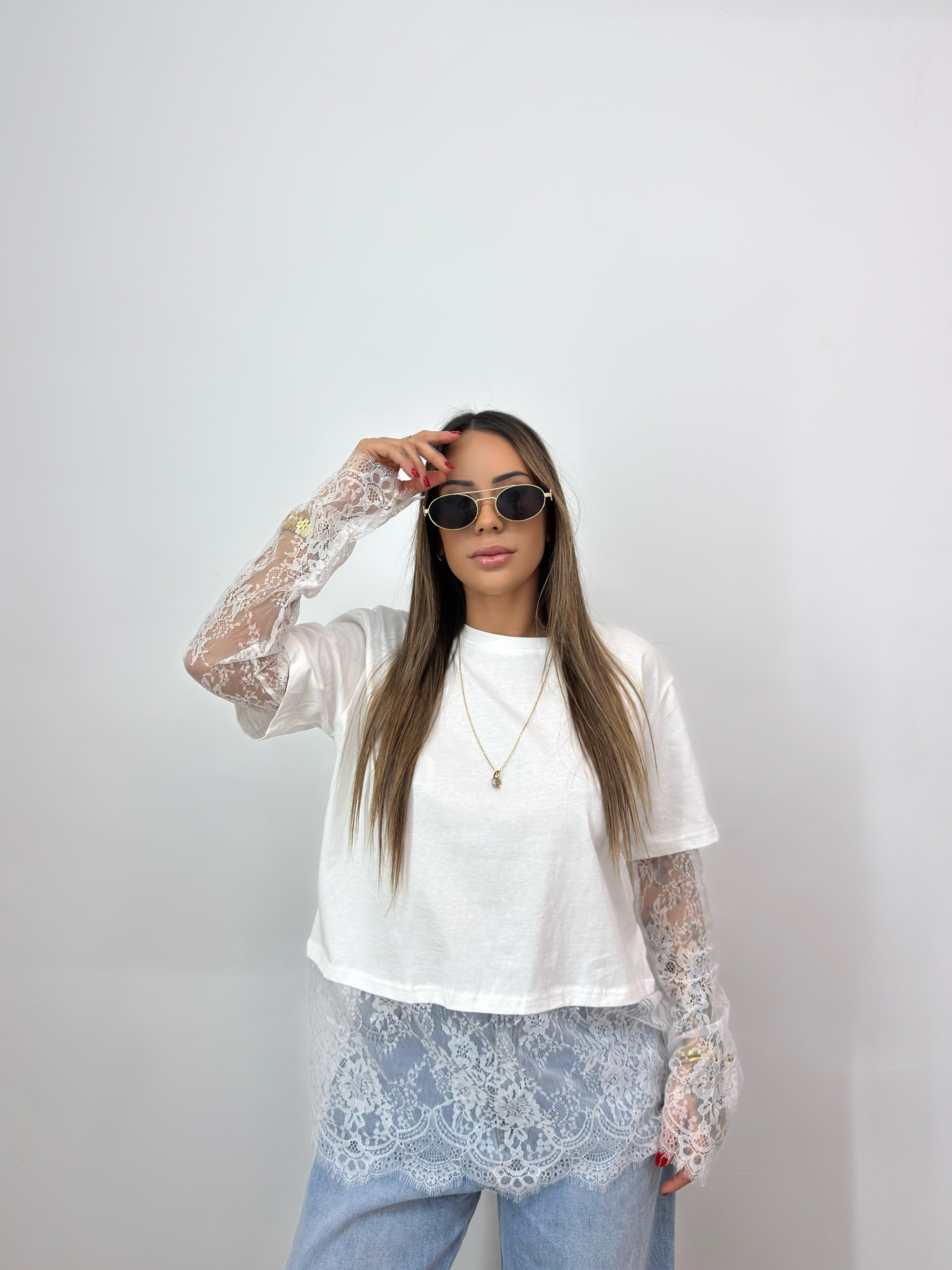 CAMISETA WHITE BLONDA