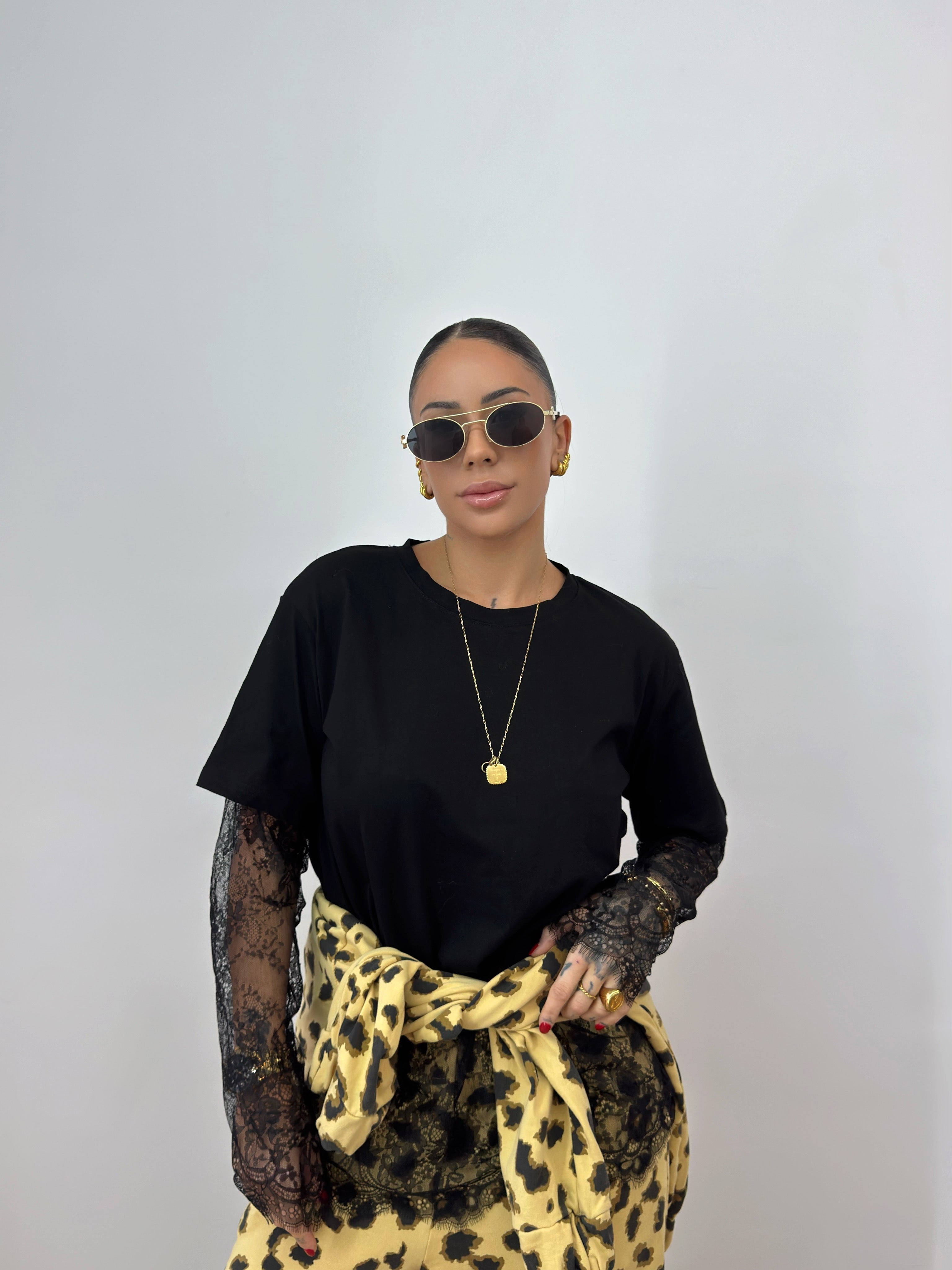 CAMISETA BLACK BLONDA