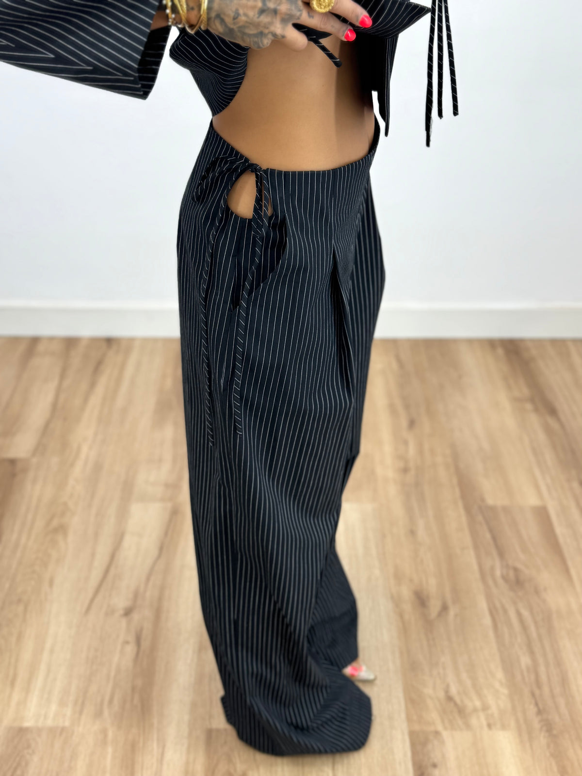 JEANS LUMINA CUT OUT