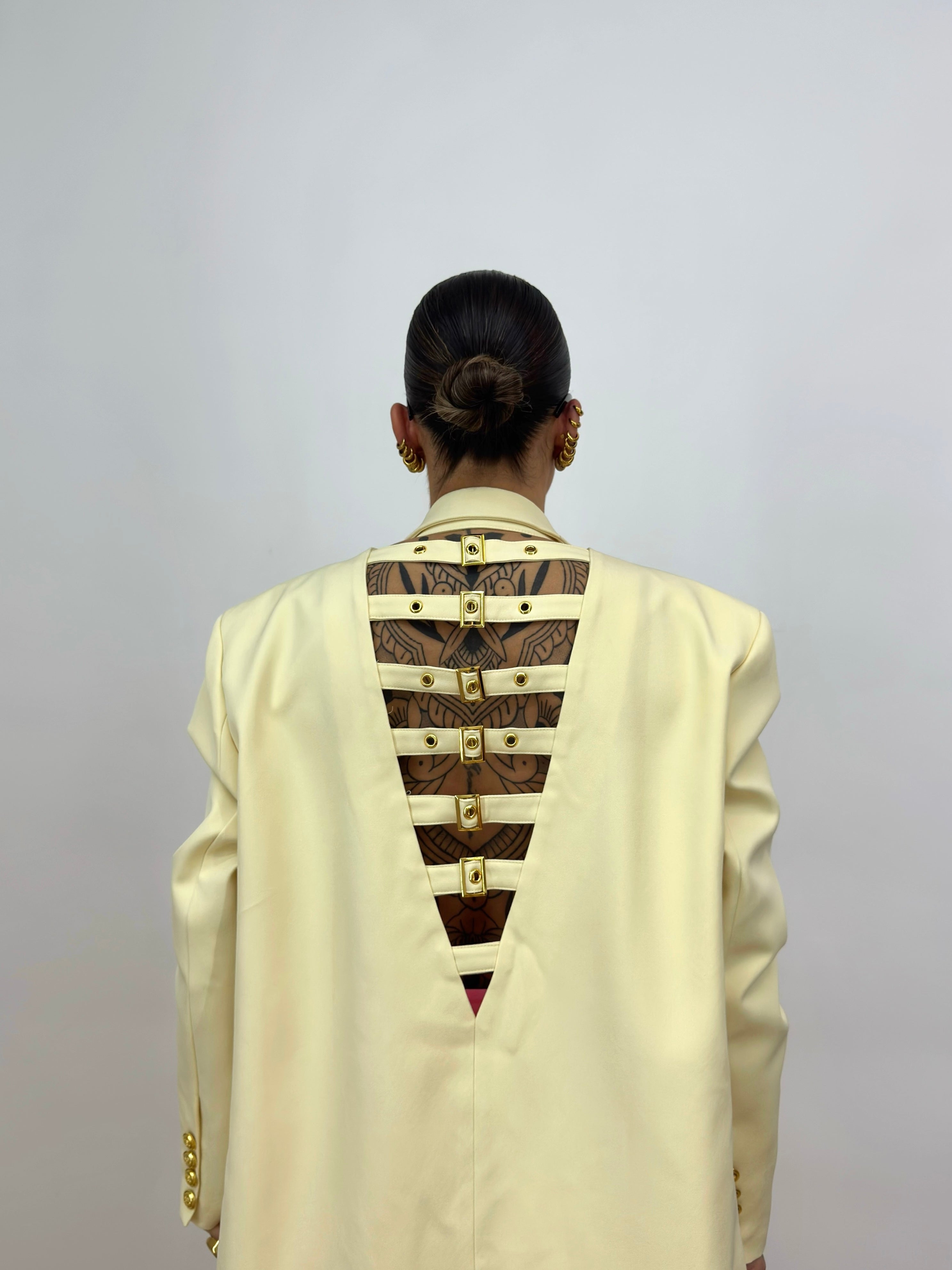 BLAZER OVER PREMIUM BUCKLE YELL