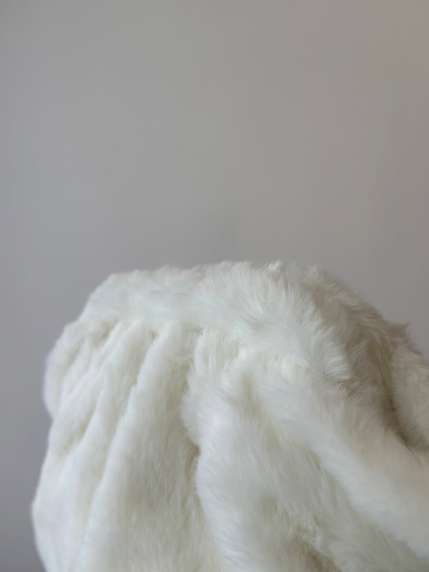 CLUTCH PREMIUM FAUX FUX WHITE