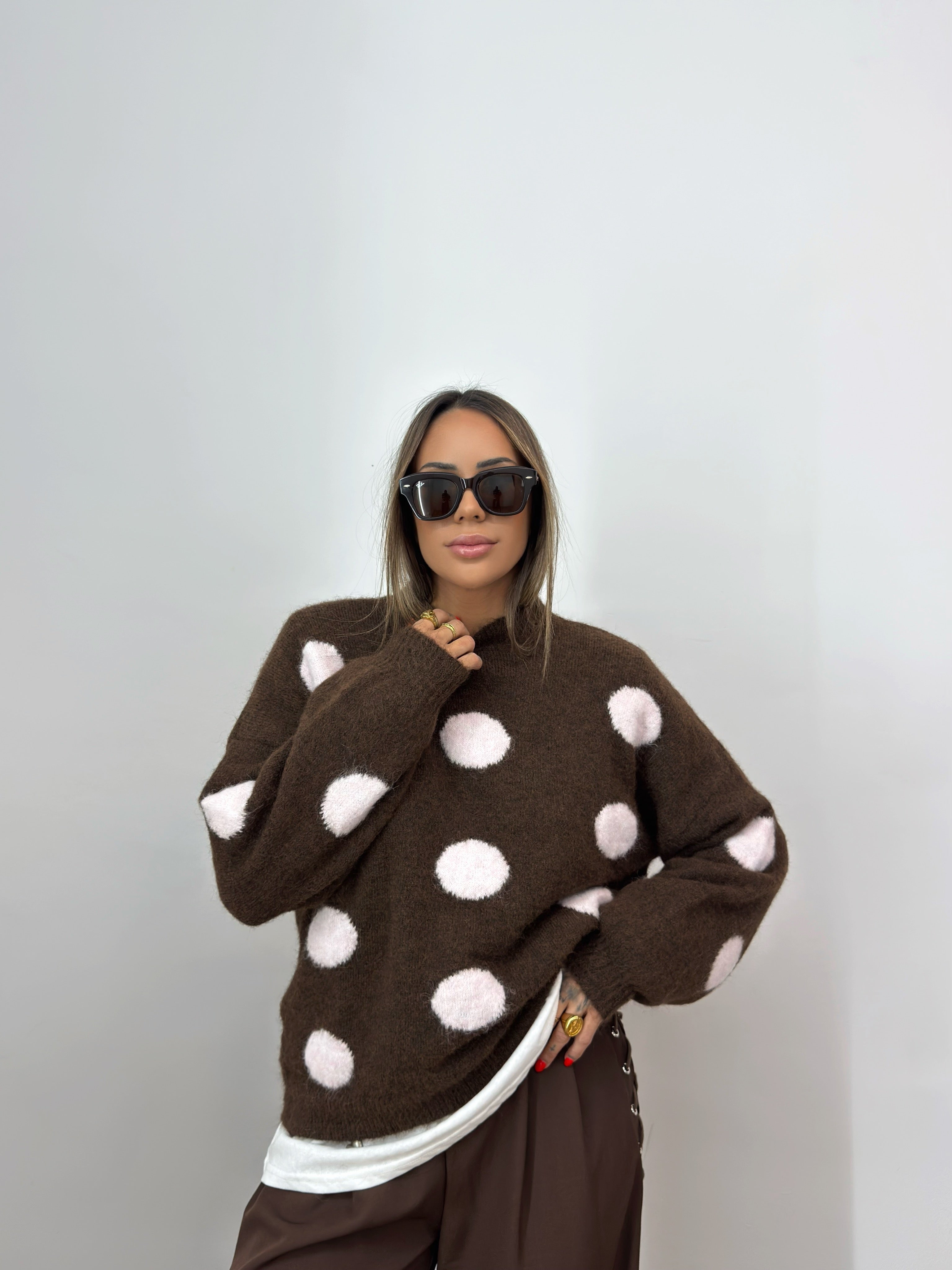 JERSEY OVER POLKA DOTS