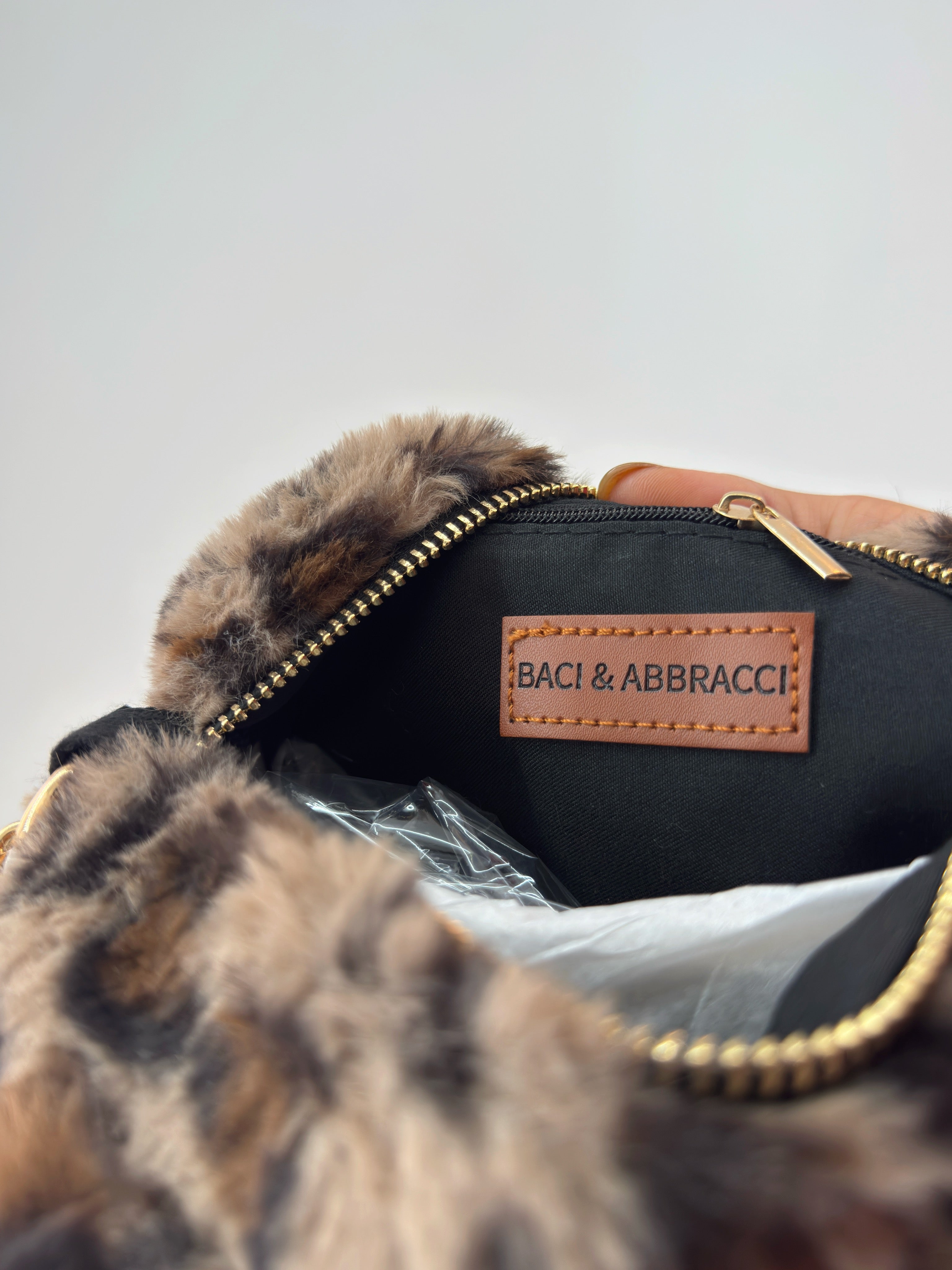 BOLSO LEO BACI & ABBRACI