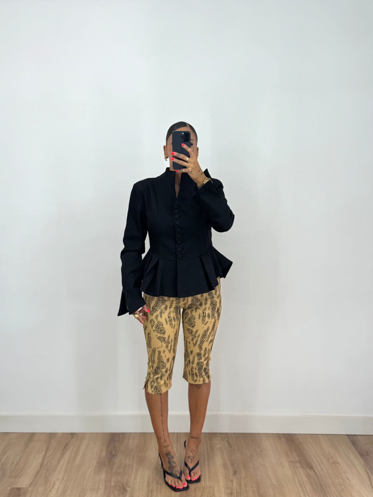 PANTALÓN CAPRI LEO