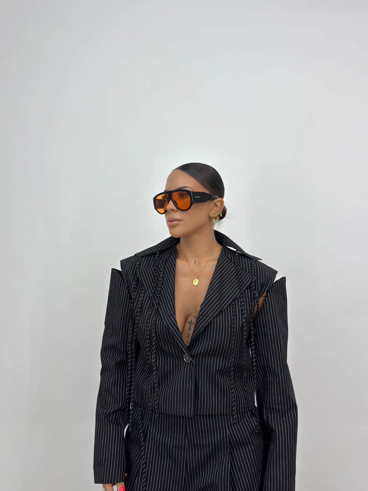 CAMISA CROPPED LUMINA CUT OUT