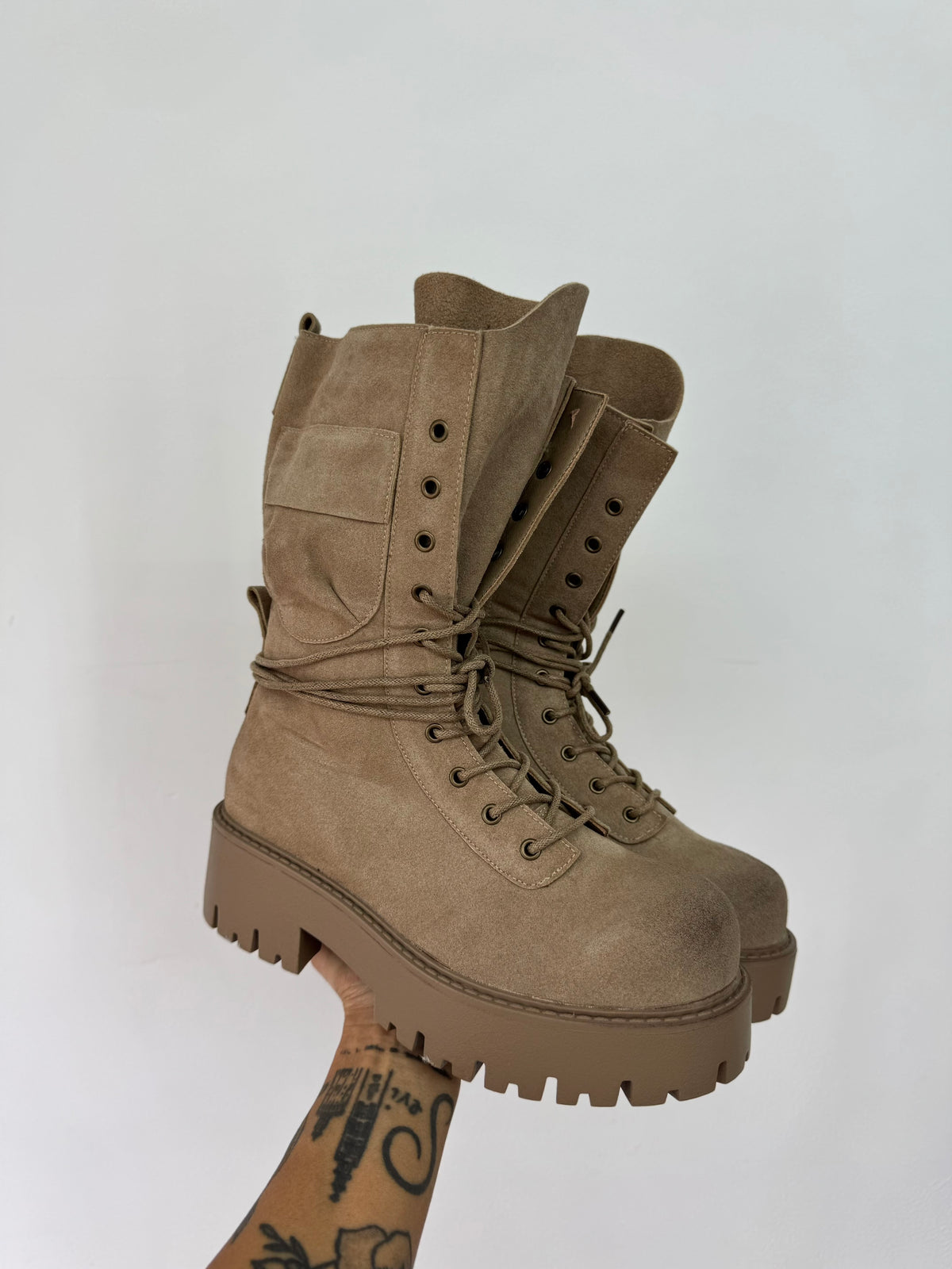 BOTAS ANTE NUDD TRUCK